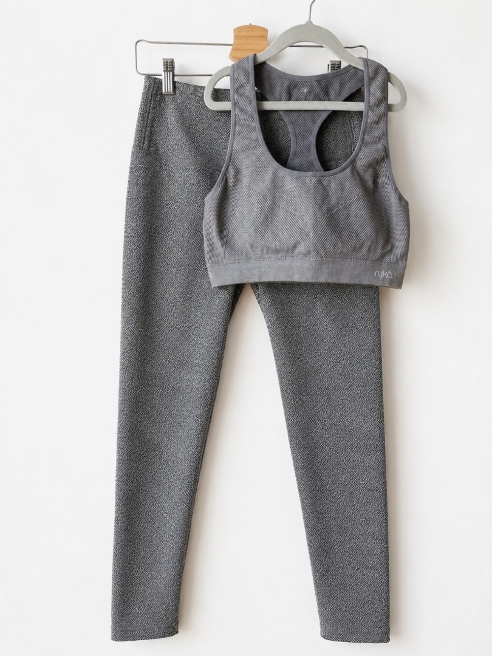 Ruko Sports Bra + Kyodan Outdoor Herringbone Leggings Activewear Bundle